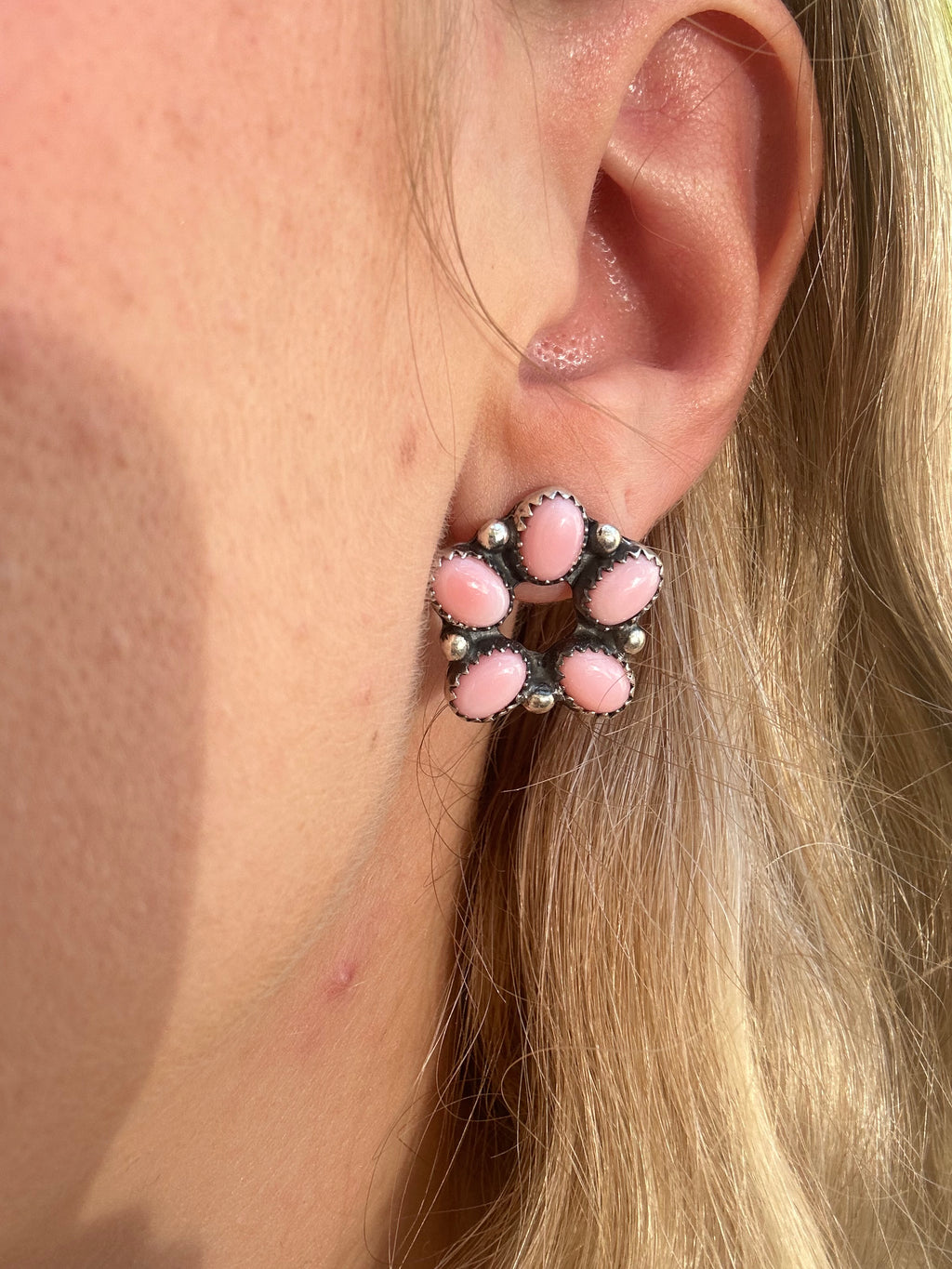 The Kelly-Pink Conch