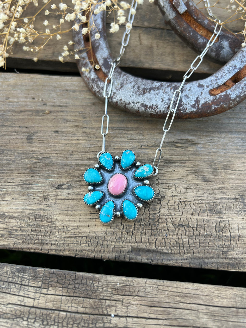 The Lola - White Water & Pink Conch