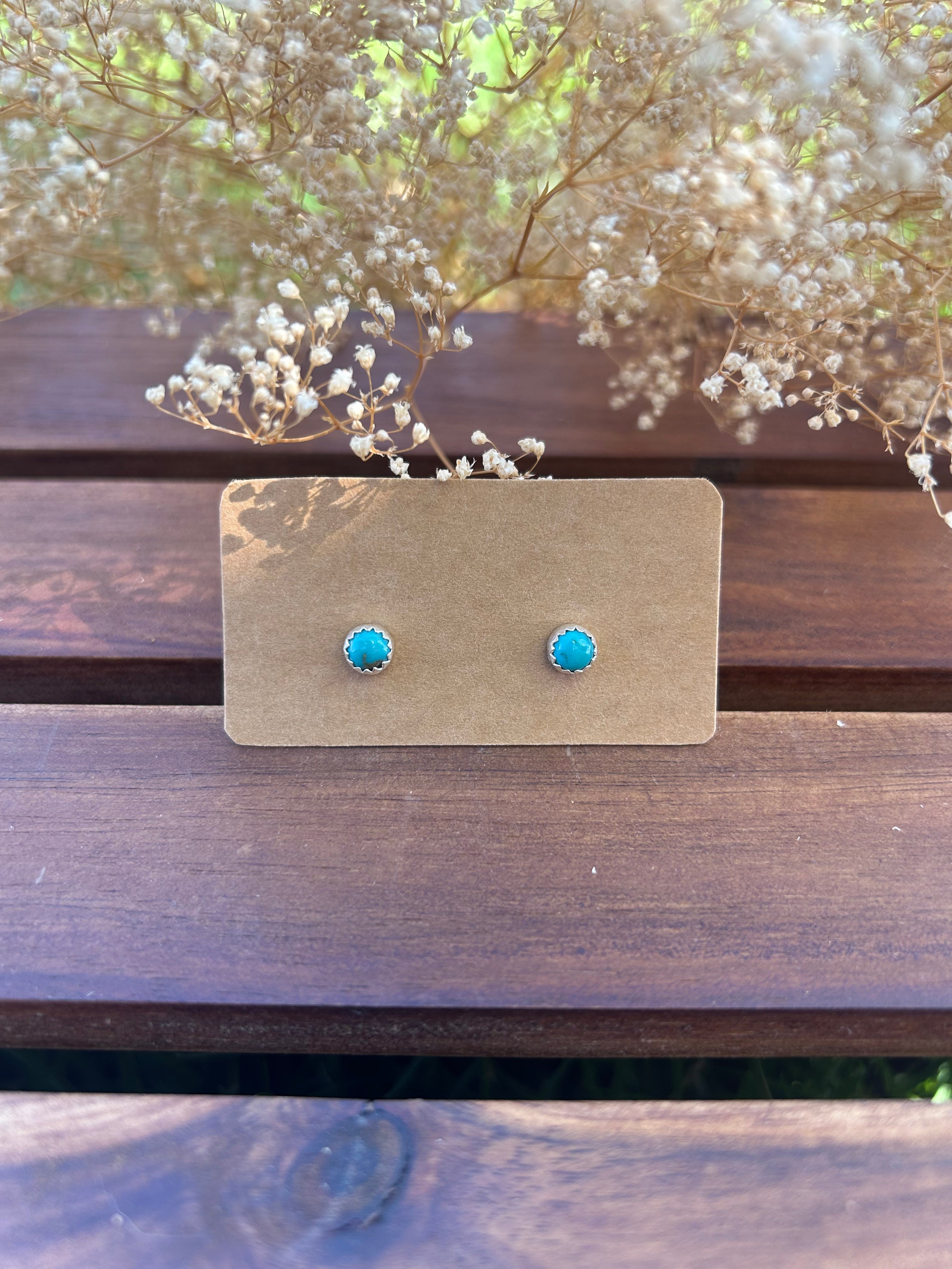 Sonora Studs