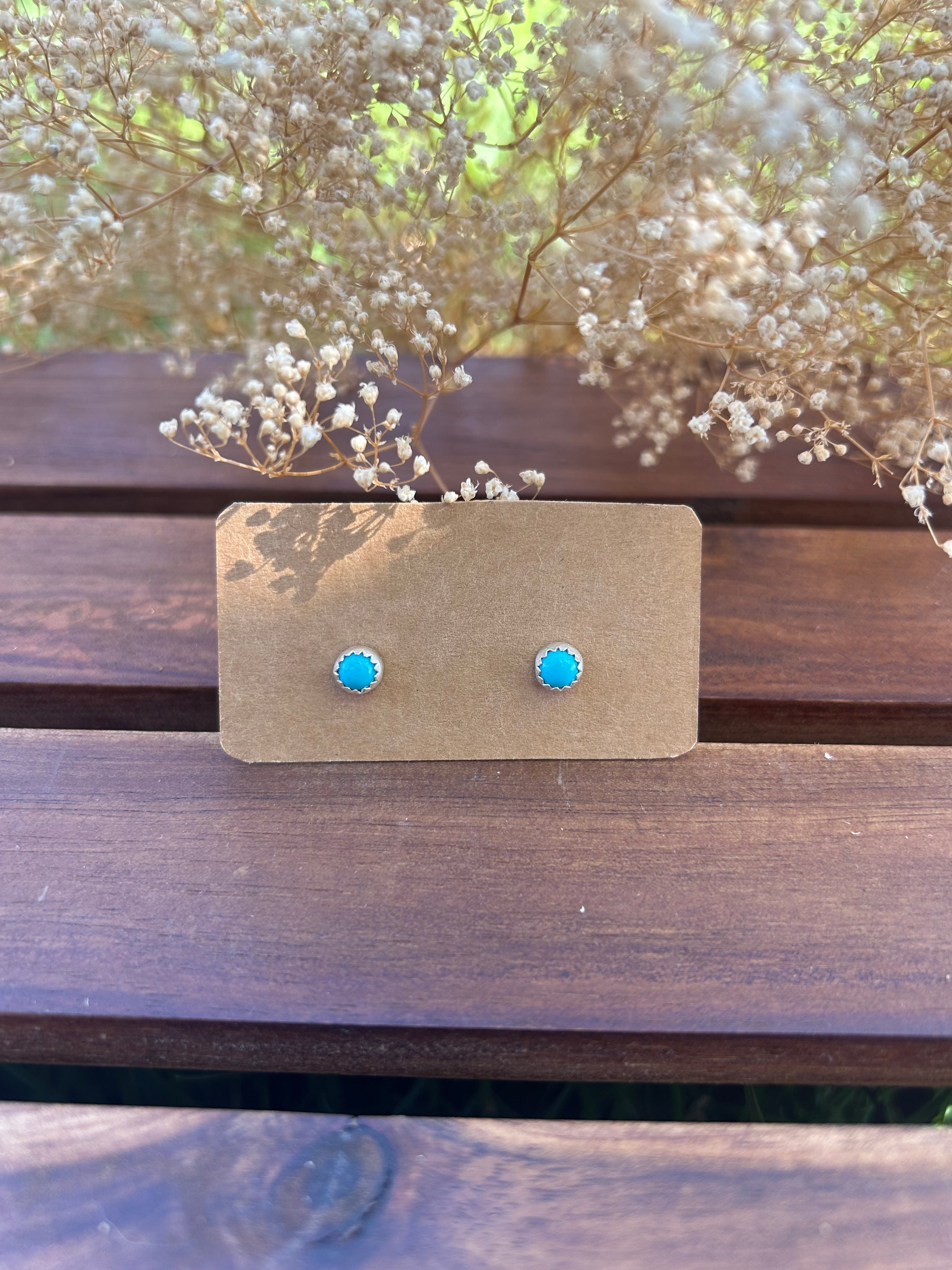 Sonora Studs