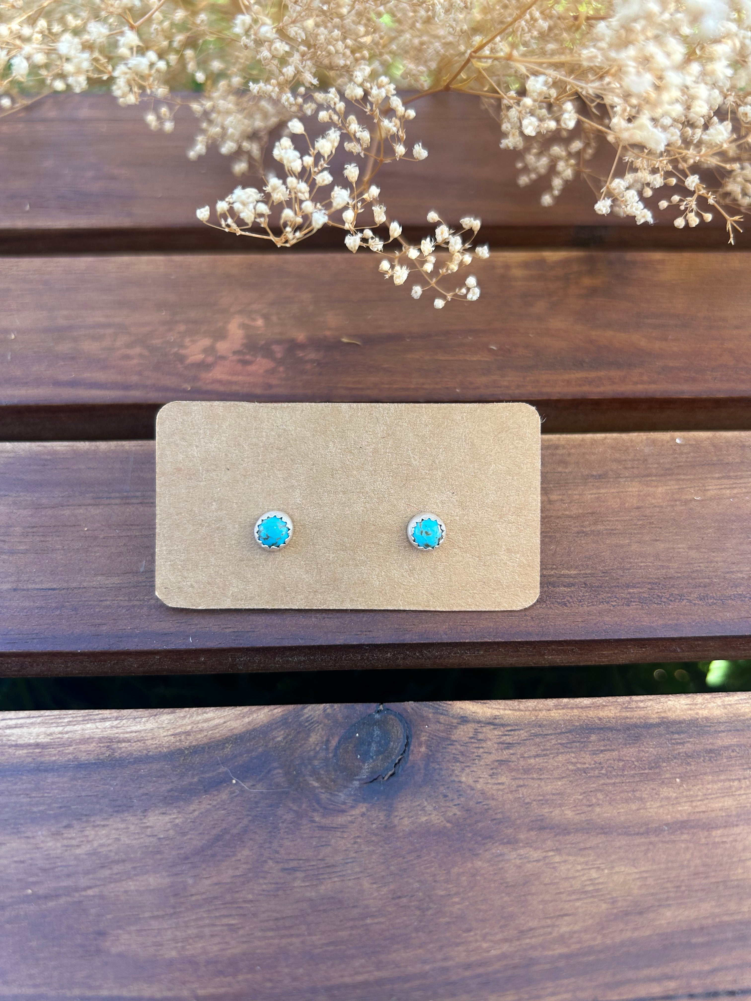 Sonora Studs