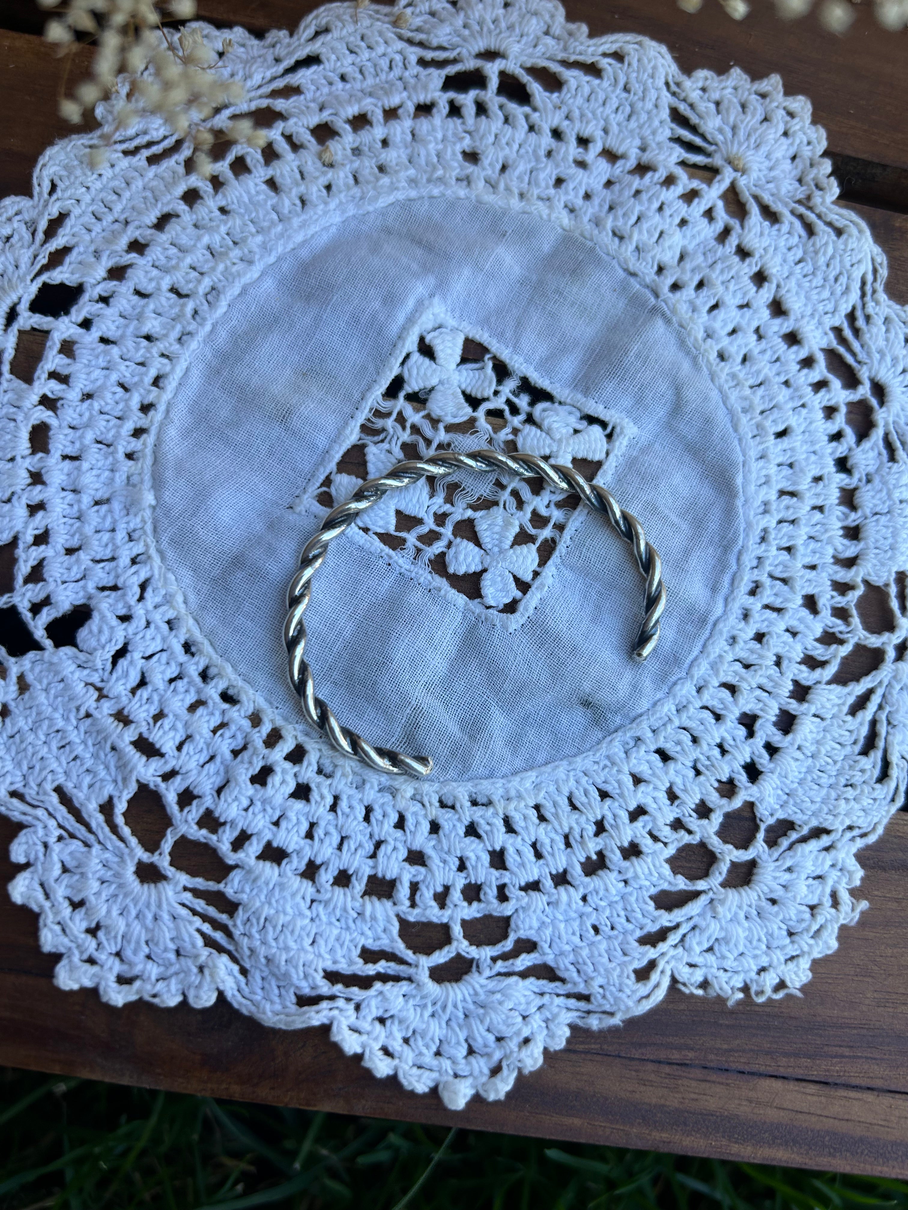 Twist Cuff